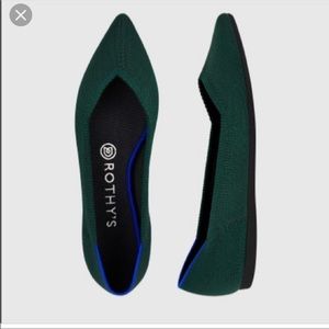 Rothy’s The Point flat in Emerald green